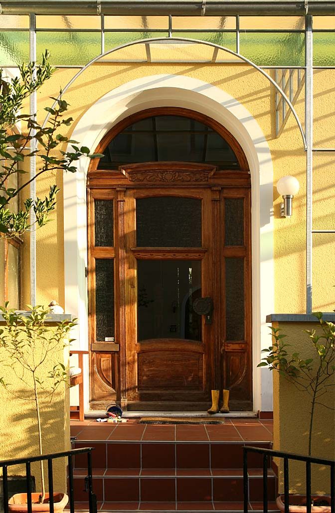 Eingang Altbau